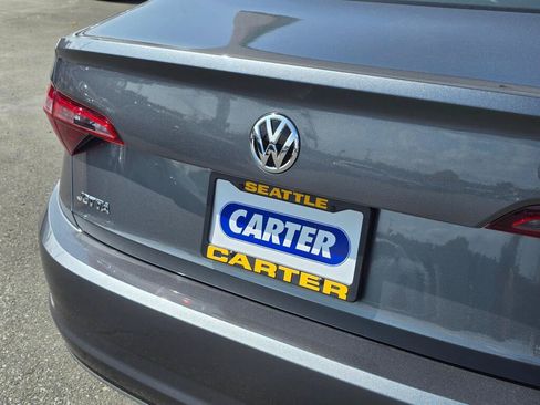 Used 2020 Volkswagen Jetta SE w/ SE Cold Weather Package FWD image 15