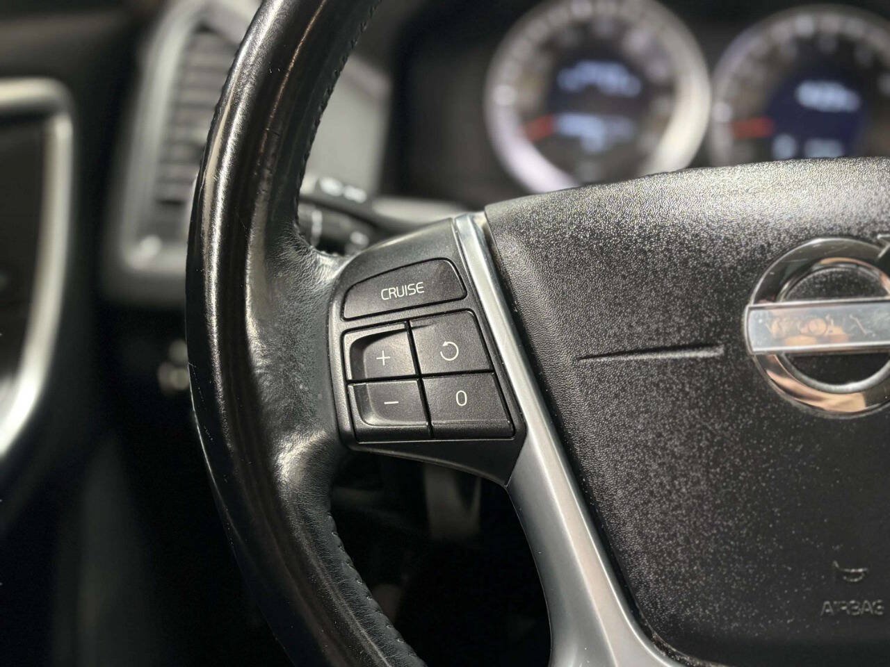 Used 2013 Volvo XC60 3.2 AWD/4WD image 31