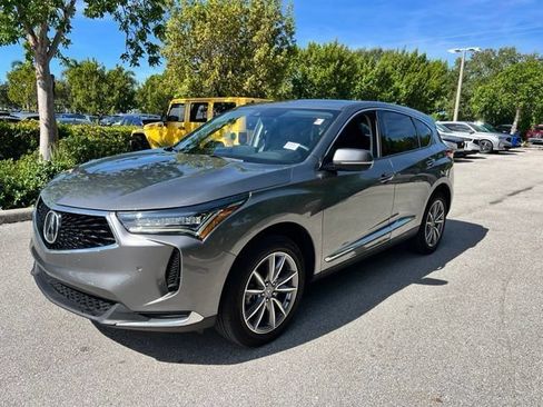 Used 2023 Acura RDX w/ Technology Package FWD image 4