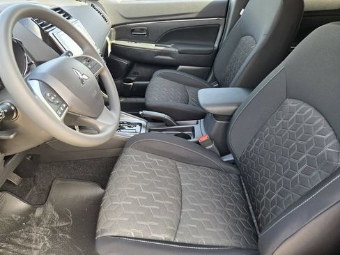 Used 2026 Mitsubishi Outlander Sport ES AWD/4WD image 9