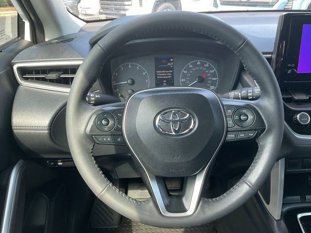 Used 2024 Toyota Corolla Cross LE FWD image 22