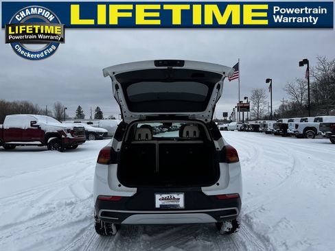 Used 2023 Buick Encore GX Select image 8