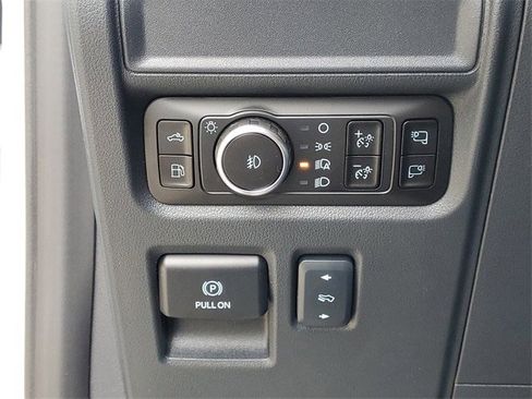 New 2025 Ford F150 Lariat w/ Equipment Group 502A High image 19