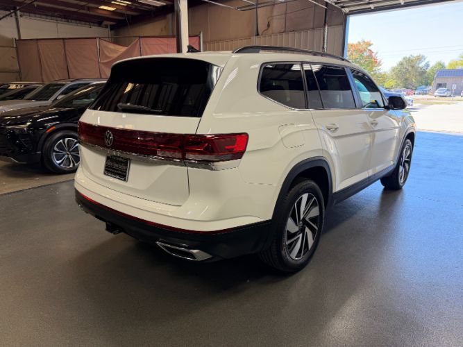 Used 2025 Volkswagen Atlas SE FWD image 5