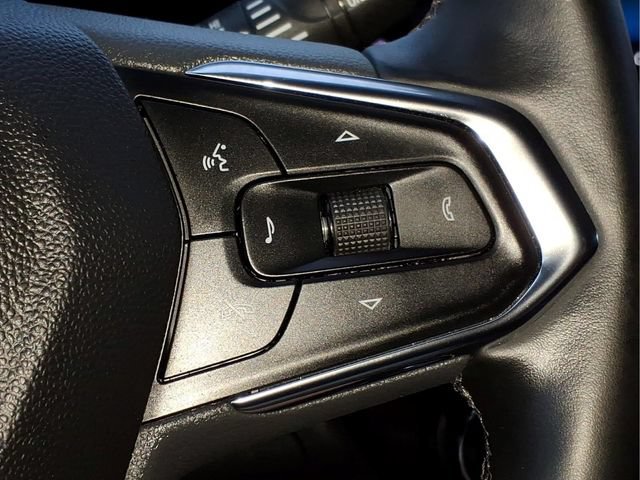 Used 2025 Chevrolet Trax LT w/ Driver Confidence Package FWD image 28