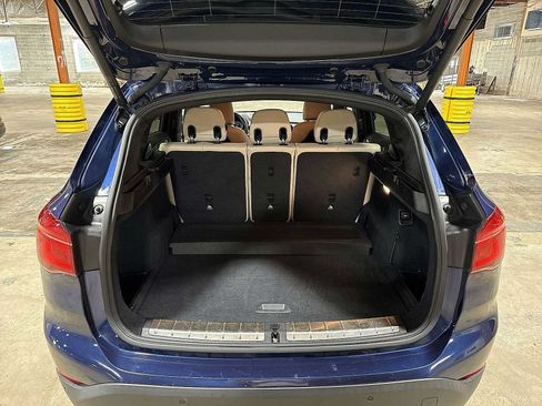 Used 2019 BMW X1 xDrive28i image 11