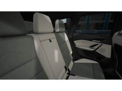 New 2026 BMW X1 xDrive28i w/ M Sport Package image 12