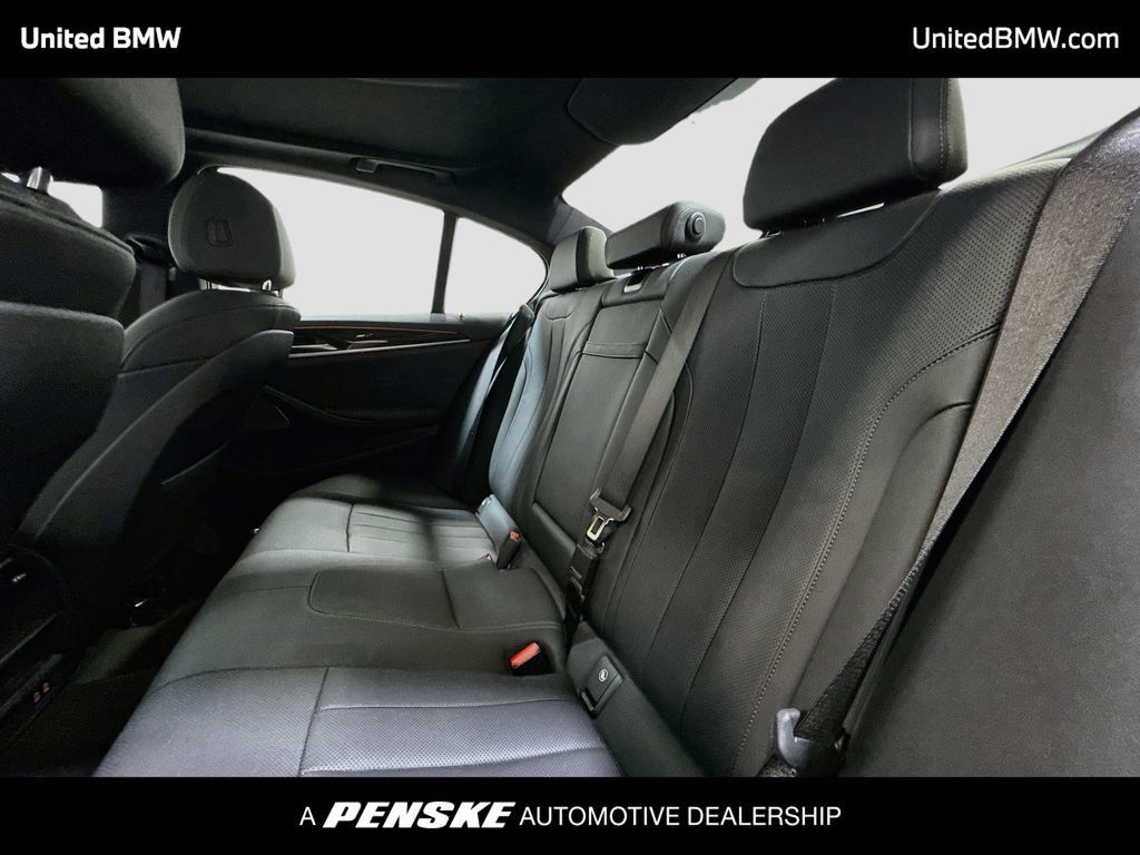 Used 2023 BMW 540i w/ M Sport Package RWD image 20