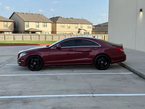 Used 2013 Mercedes-Benz CLS 550 4MATIC image 4