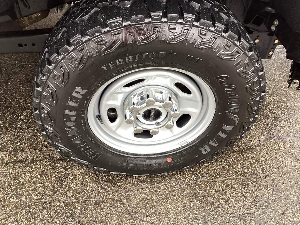 New 2026 Ford F350 XL w/ XL Off-Road Package AWD/4WD image 7