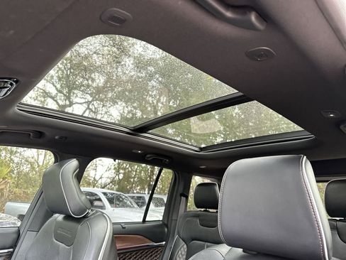 Used 2023 Jeep Grand Cherokee Summit w/ Luxury Tech Group V image 22