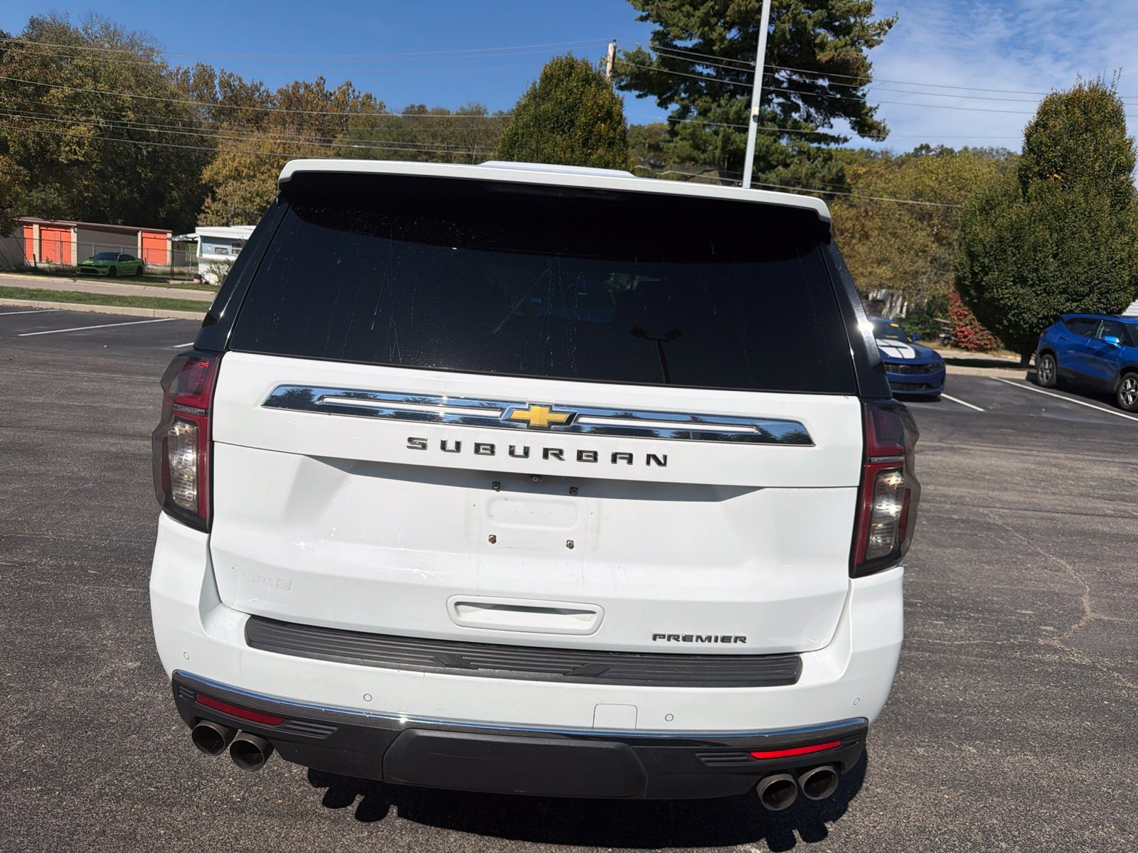 Used 2022 Chevrolet Suburban Premier AWD/4WD image 4