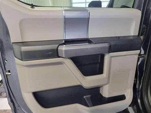 Used 2019 Ford F150 XLT w/ Equipment Group 302A Luxury image 14