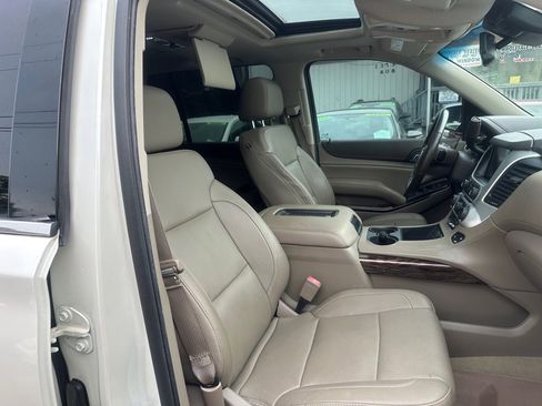 Used 2015 GMC Yukon XL SLT w/ Open Road Package RWD image 12