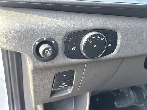 New 2026 Ford Transit 250 148 Medium Roof image 18