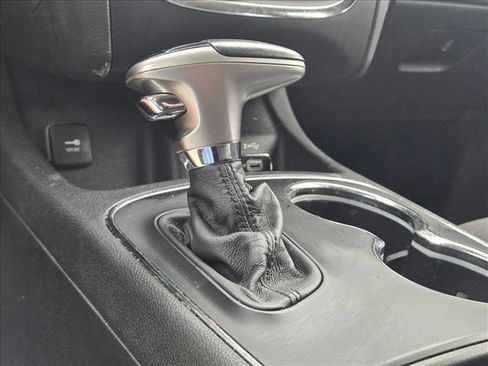 Used 2018 Dodge Durango SXT w/ Quick Order Package 2BB AWD/4WD image 15