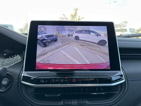 New 2026 Jeep Compass Latitude image 59