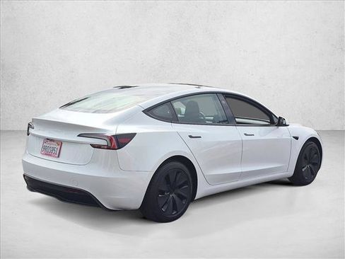 Used 2025 Tesla Model 3 Long Range RWD image 5