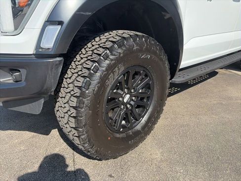 Used 2025 Ford F150 Raptor AWD/4WD image 6