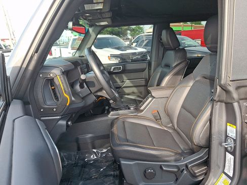 Used 2024 Ford Bronco Badlands AWD/4WD image 13