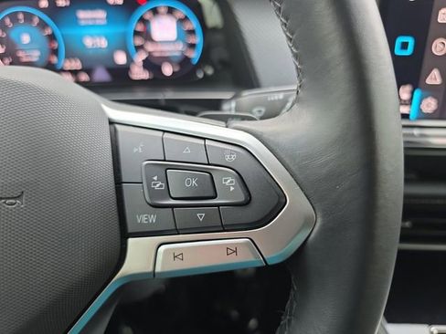 Used 2025 Volkswagen Atlas Cross Sport SEL Premium R-Line image 7