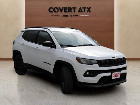 New 2026 Jeep Compass Latitude AWD/4WD image 7