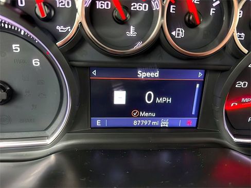 Used 2020 Chevrolet Silverado 2500 LTZ w/ LTZ Convenience Package image 28