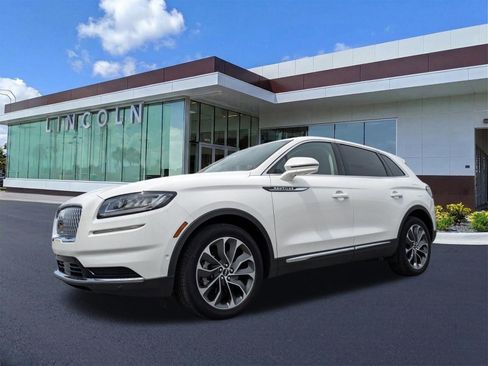 Certified 2023 Lincoln Nautilus Reserve w/ Equipment Group 201A image 11