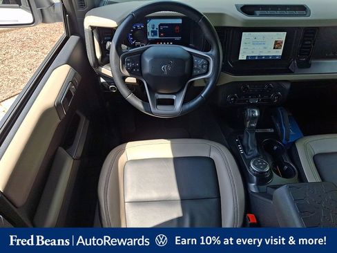 Used 2023 Ford Bronco Wildtrak AWD/4WD image 15