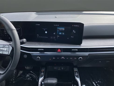 New 2026 Kia Sorento SX AWD/4WD image 9