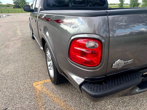 Used 2002 Ford F150 Harley-Davidson image 8