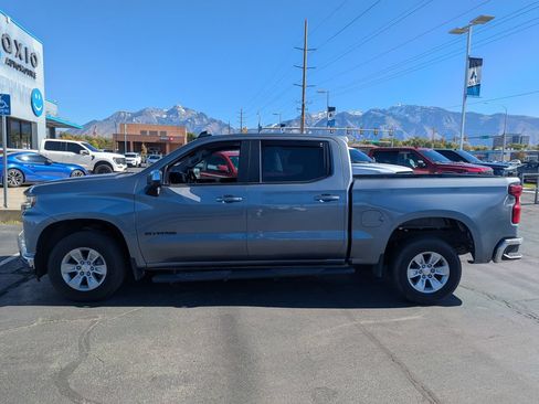Used 2022 Chevrolet Silverado 1500 LT RWD image 10