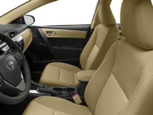 Used 2016 Toyota Corolla LE FWD image 8