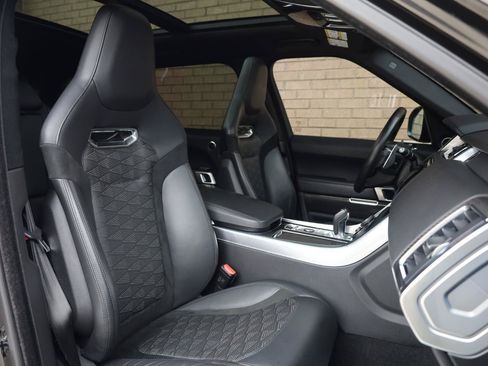 Used 2019 Land Rover Range Rover Sport SVR AWD/4WD image 32