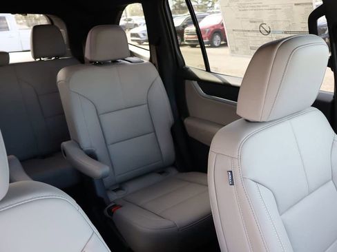 New 2026 GMC Acadia Elevation w/ Elevation Premium Package AWD/4WD image 25