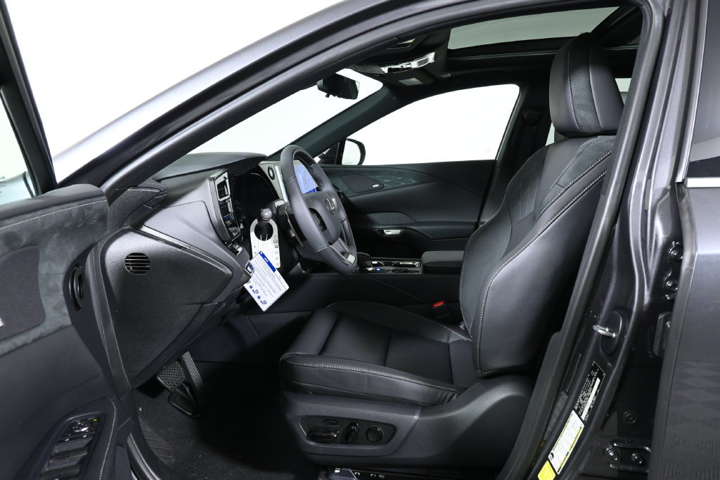 New 2026 Lexus RX 350 AWD w/ Convenience Package image 3