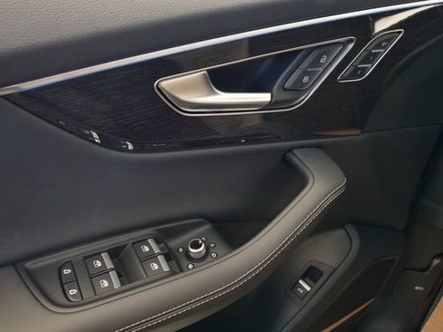 New 2026 Audi Q7 2.0T Premium image 32