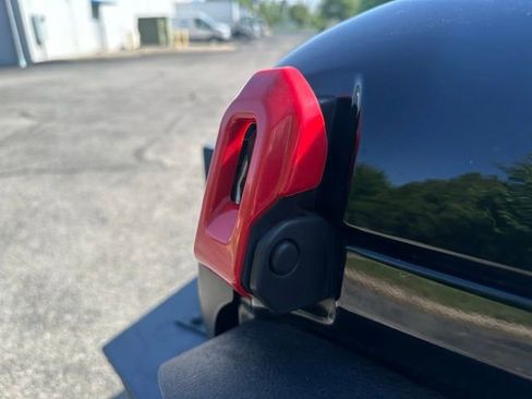Used 2018 Jeep Wrangler Sport AWD/4WD image 11