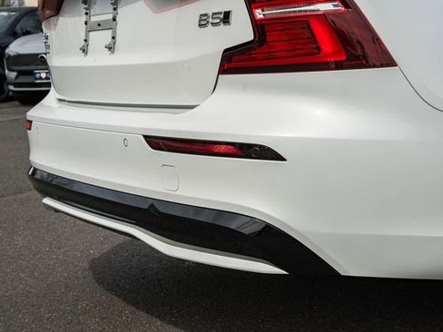 Used 2025 Volvo S60 B5 Plus AWD/4WD image 7