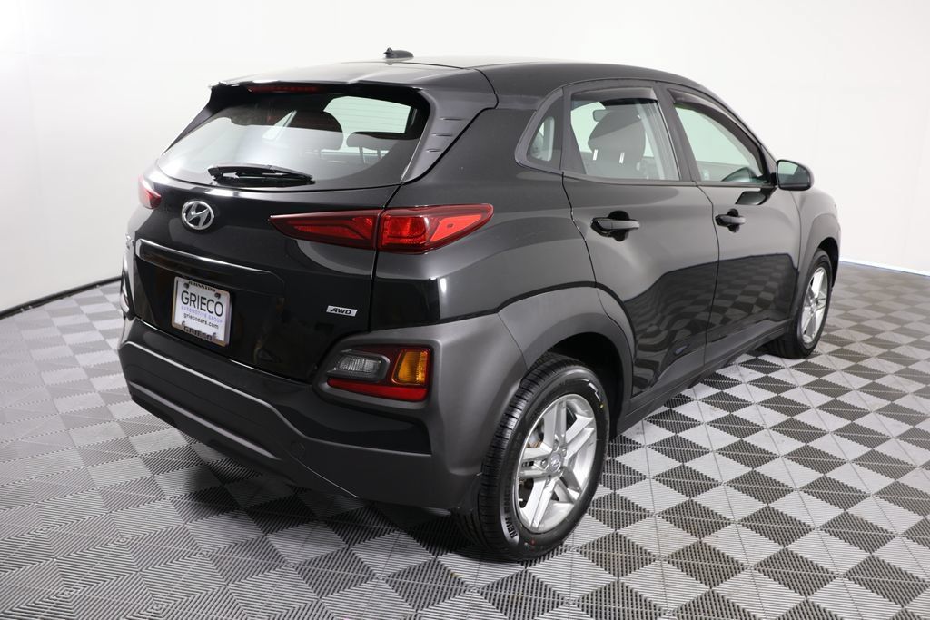 Used 2021 Hyundai Kona SE AWD/4WD image 8
