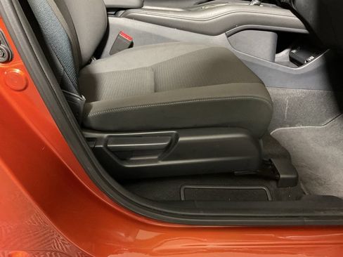Used 2019 Honda HR-V EX image 35