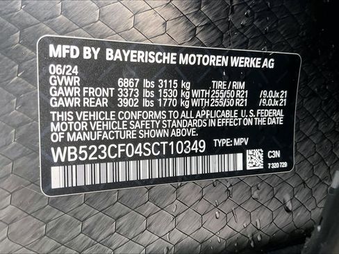 Used 2025 BMW iX xDrive50 image 32