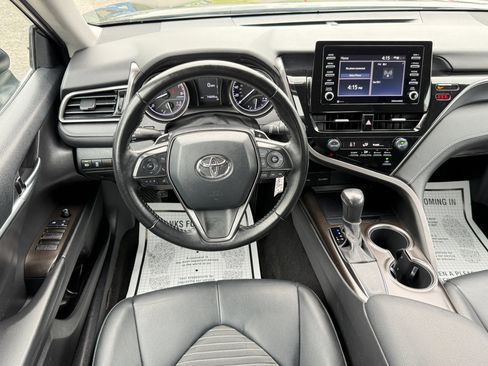 Used 2021 Toyota Camry SE image 25