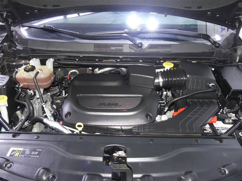 Used 2019 Chrysler Pacifica Limited w/ Advanced Safetytec Group FWD image 12