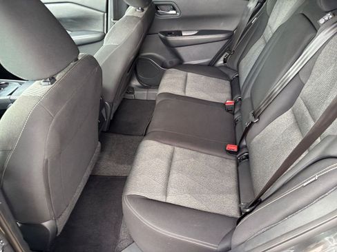 Used 2025 Nissan Rogue SV FWD image 28