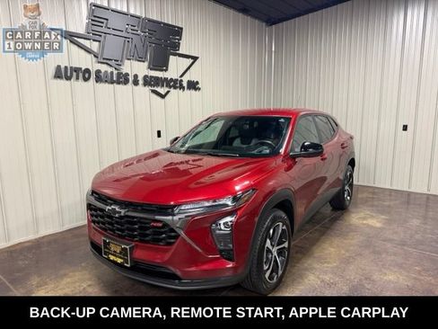 Used 2025 Chevrolet Trax RS w/ Driver Confidence Package FWD image 1