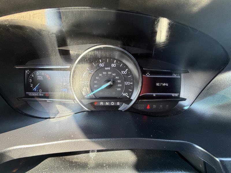 Used 2017 Ford Explorer XLT w/ Equipment Group 202A FWD image 18