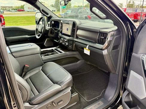 New 2026 Ford F250 Platinum w/ Tremor Off-Road Package image 17
