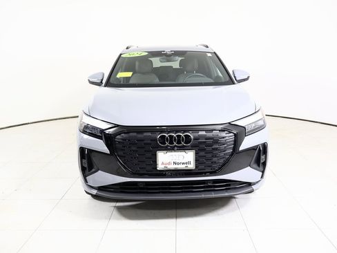 Used 2024 Audi Q4 e-tron Premium Plus image 11