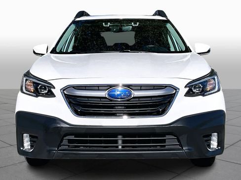 Used 2022 Subaru Outback Premium image 4